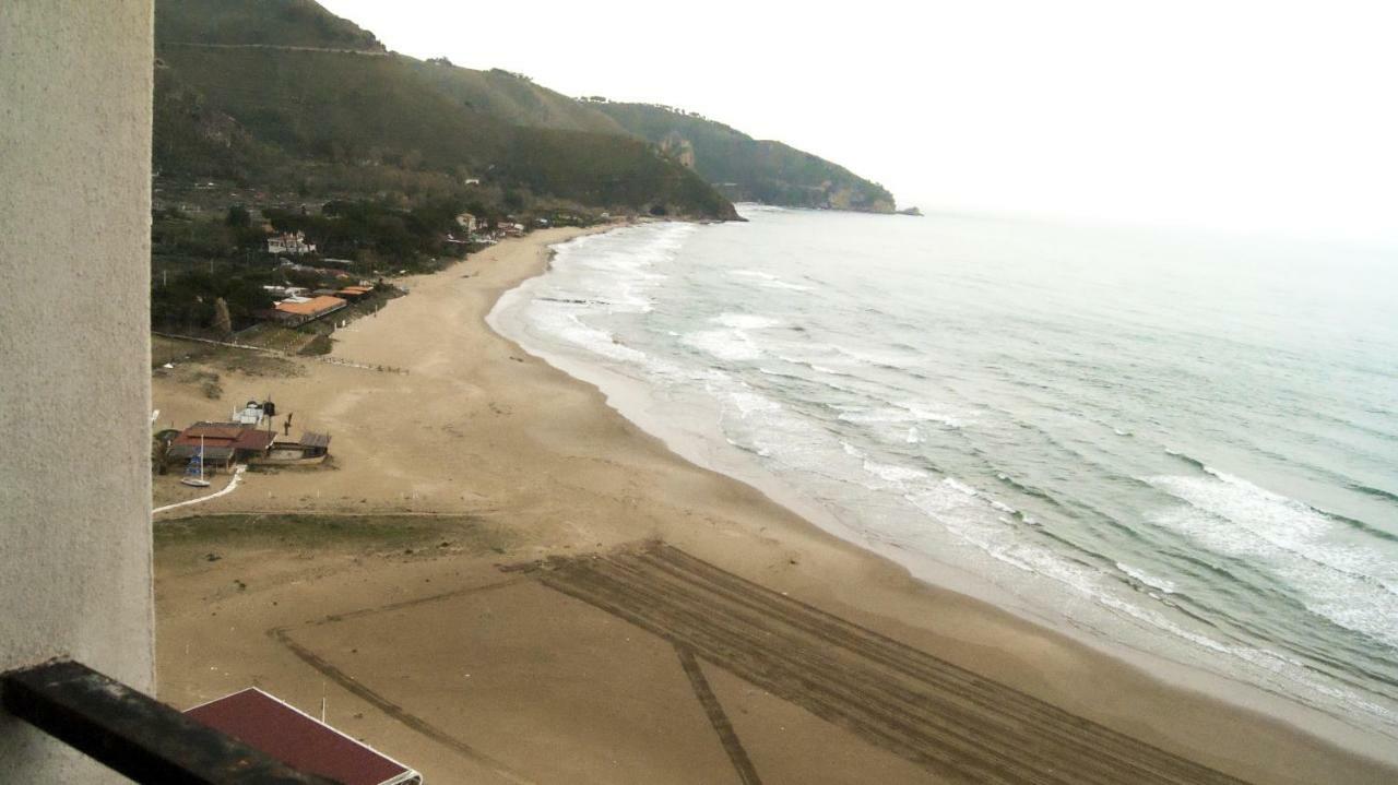 Casavacanze Belvedere Sperlonga Daire Dış mekan fotoğraf